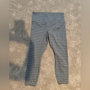Athleta Gray and White Striped Leggings - Size Medium Petite